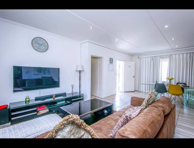 2 BEDROOM APARTMENT TO LET IN RIVONIA